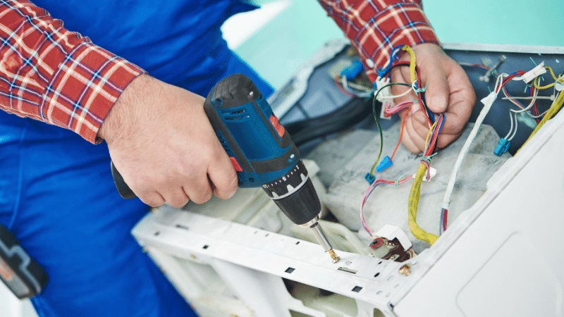 Demirci ECA ECA çamaşır makinesi kart tamiri – Su almama arızası orijinal parça ile giderildi. - Teknik servis örneği